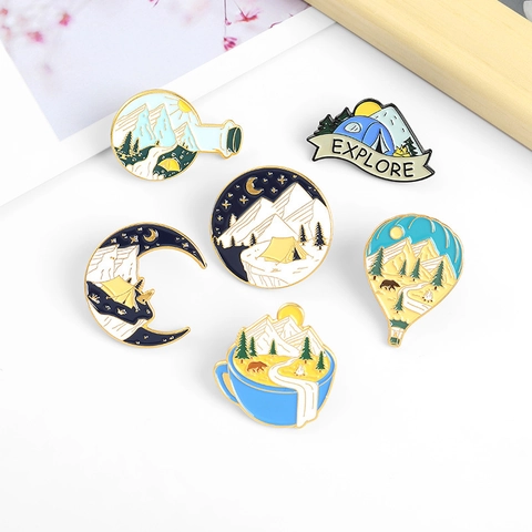 Outdoor Camping Enamel Pin Set Alloy Moon Mountain Star Hot Air Balloon Brooch Badges For Backpack Clothes Decoration