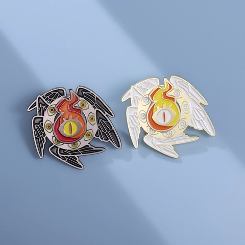Gothic Emaille Pin Auge Flamme Engel Flügel Seraphim Brosche Zinklegierung Lack Abzeichen Für Kleidung Zubehör Unisex Anime Schmuck