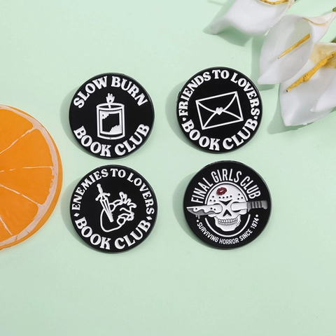 Gothic Horror Movie Book Club Enamel Pins Set Round Metal Alloy Dagger Heart Skeleton Mask Brooch Pin Badge Accessory For Backpack
