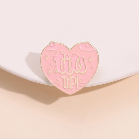 Spilla in Smalto a Forma di Cuore Rosa Con Lettera Tits Up Spilla in Lega di Zinco Dorata Gioielli di Moda per Vestiti Borsa Regalo