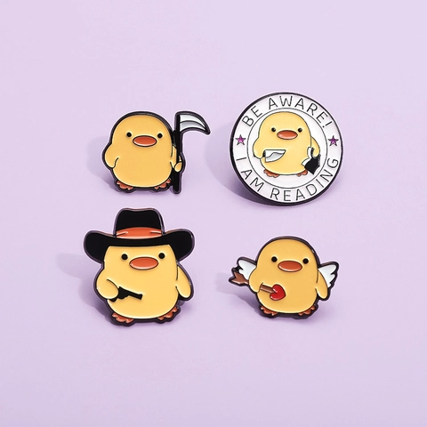 Mignon Canard Jaune Émail Pin Set Alliage Animal Broche Pour Sac À Dos Drôle Reaper Cowboy Ange Badge Bijoux Cadeau