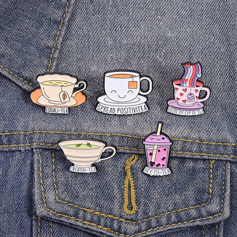 Dessin Animé Créatif Tasse à Thé Café Émail Pin Badge Alliage Broche Avec Calembour Designs Pour Vêtements Sacs Bijoux Femme