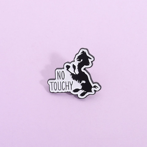 No Touchy Broche en Alliage Silhouette de Lama Noir Pin en Émail Badge Cartoon Minimaliste pour Sac à Dos Vêtements Cadeau