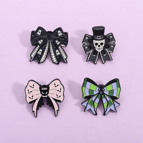 Gothic Halloween Bow Enamel Pin Skull Ghost Bat Spider Alloy Brooch Cute Punk Badge Jewelry Accessory Gift For Men Women