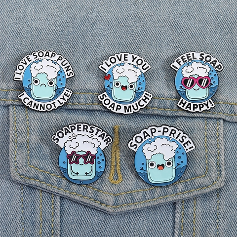 Creatieve Cartoon Blauwe Zeep Emaille Brosche Woordspeling Pin Grappige Soaperstar Badge Legering Emaille Brosche Voor Rugzak Kleding Decoratie