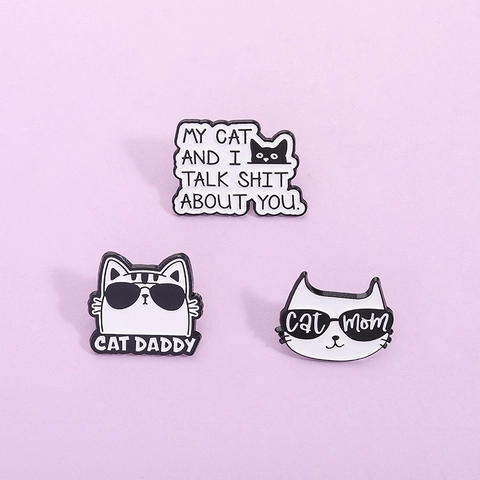 Lustige Cartoon Katze Emaille Brosche Pin Set Zinklegierung Schwarz Weiß Cat Mom Cat Daddy Abzeichen Für Kleidung Rucksack