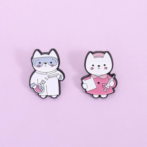 Süße Cartoon Medizinische Serie Katze Emaille Pin Wissenschaftler Krankenschwester Katze Brosche Zinklegierung Abzeichen Deko