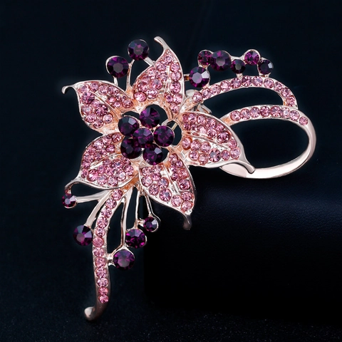 Elegante Spilla a Forma di Fiore in Lega Placcata Argento con Strass per Donna Spilla Bouquet Floreale di Cristallo Luccicante