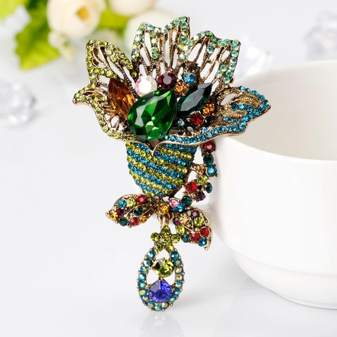 Broche Fleur en Strass Multicolore en Alliage Vintage pour Femmes Élégante Épingle de Poitrine Florale Accessoire de Mode Bijoux