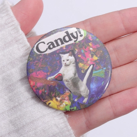 Minimalist Alloy Round Tinplate Brooch Badge Cartoon Anime Pattern English Letters Pin For Bag Clothes Accessory Men Women