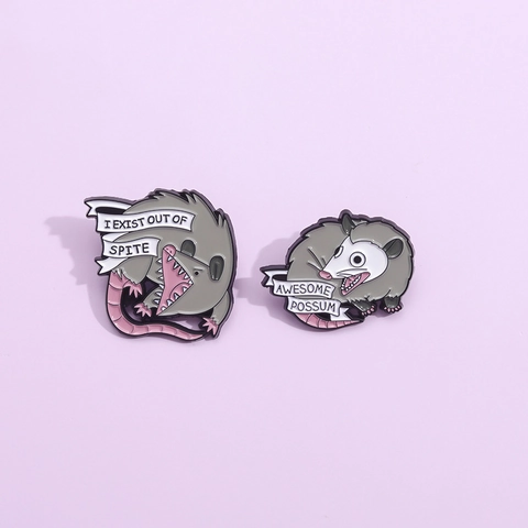 Lustige Cartoon Opossum Emaille Pin Set Awesome Possum I Exist Out Of Spite Legierung Brosche Abzeichen Für Kleidung Taschen Unisex Schmuck