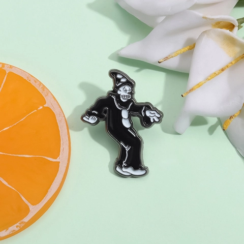 Vintage Black White Circus Clown Enamel Pin Alloy Brooch Cute Retro Cartoon Badge Accessory For Clothes Bags Jewelry Gift