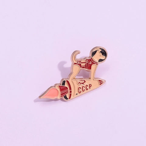 Soviet Space Dog Laika Rocket Enamel Pin CCCP Astronaut Dog Alloy Brooch For Backpack Clothing Retro Russian Space Jewelry