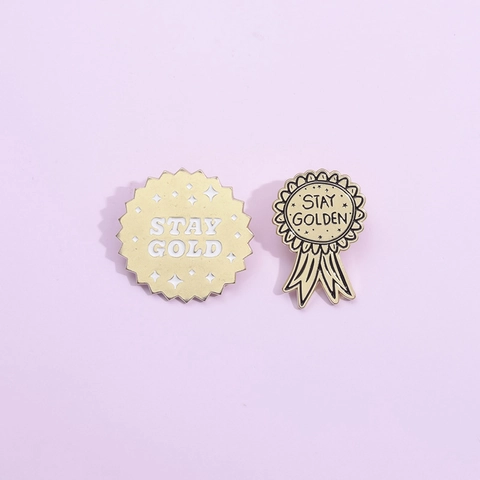 Lot de Broches en Alliage Émaillé Stay Gold Stay Golden Citation Inspirante Badge Médaille Accessoires de Vêtement Bijoux pour Femmes Hommes