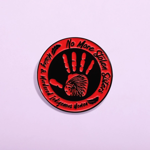 MMIW Épinglette en Émail Empreinte de Main Rouge No More Stolen Sisters Rond Femmes Autochtones Disparues Assassinées Broche Alliage