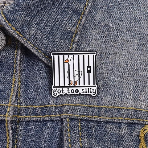 Funny Cartoon White Goose In Cage Enamel Pin Alloy Brooch Got Too Silly Animal Badge For Backpack Clothing Decoration Gift
