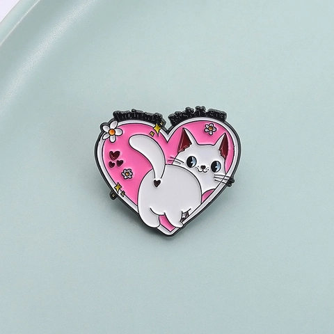 Spilla in Smalto Gatto Cartone Animato Creativo Simpatico Gattino Cuore Rosa Lega Lacca a Forno Distintivo per Vestiti Borsa
