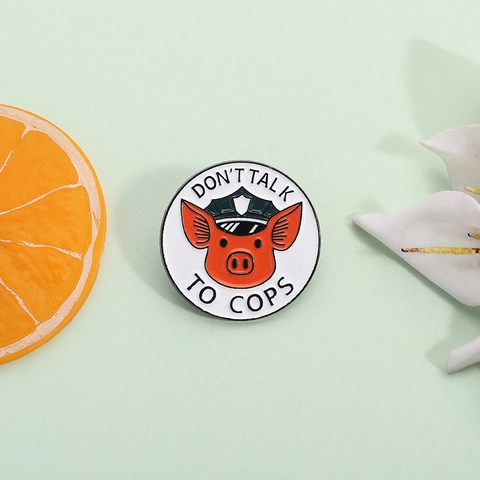 Don't Talk To Cops Cartoon Pig Sheriff Enamel Pin Round Alloy Brooch Badge For Backpack Clothing Accessory Individual Jewelry
