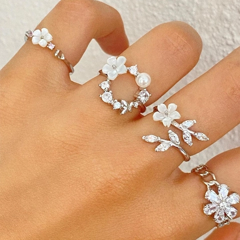 Anillos Vintage De Aleación Bañados En Plata Para Mujer Con Diseños Florales Perlas Artificiales Y Diamante De Imitación