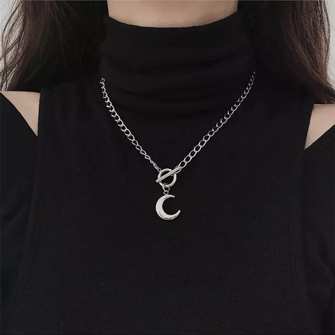 Silberfarbene Mondsichel Anhänger Halskette Mit Knebelverschluss Zinklegierung Minimalistisches Street Style Accessoire Schmuck
