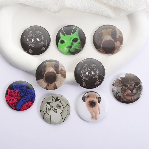 Lindas Insignias de Gato y Perro Meme Pines de Dibujos Animados Broches de Hojalata para Mochila Ropa Decoración Unisex Accesorios de Moda Regalo