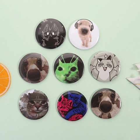 Lindas Insignias de Gato y Perro Meme Pines de Dibujos Animados Broches de Hojalata para Mochila Ropa Decoración Unisex Accesorios de Moda Regalo