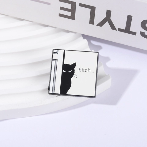 Funny Quirky Dark Style Black Cat Peeking Enamel Brooch Pin Humorous Letter Alloy Badge For Backpack Clothes Unisex Accessories