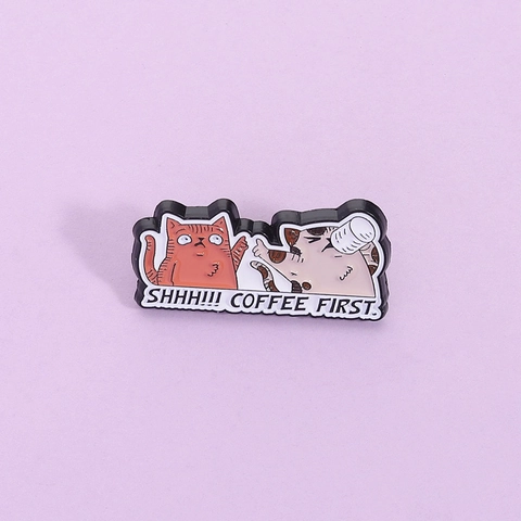 Lustige Cartoon Katzen Kaffee Zuerst Zinklegierung Emaille Brosche Pin Personalisierte Katzen Abzeichen Für Kleidung Taschen Kaffee Thema Schmuck Zubehör