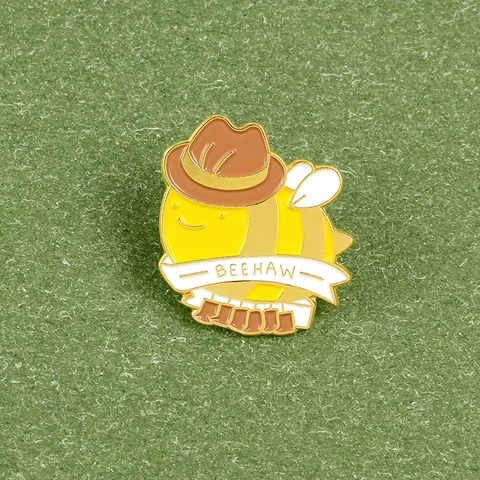 Simpatica Spilla in Smalto Ape Cowboy Con Cappello e Stivali Beehaw Distintivo in Lega per Vestiti Zaino Gioielli Decorativi Regalo