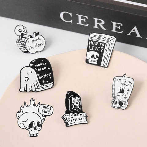 Ensemble de Broches en Émail Crâne Gothique Punk Noir Blanc Fantôme Faucheuse Badges pour Vêtements Halloween