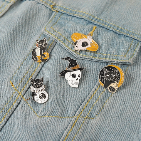 Gothic Halloween Emaille Brosche Pin Set Skelett Hexenhut Schwarze Katze Zaubertrank Legierung Abzeichen Kleidung Zubehör