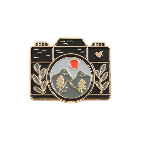 Creative Alloy Camera Enamel Brooch Pin Retro Polaroid SLR Camera Badge For Clothes Backpack Accessories Gift Unisex Jewelry