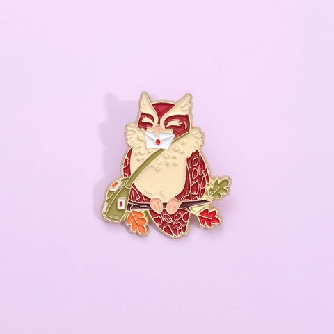 Cartoon Owl Messenger Enamel Brooch Pin Cute Bird Badge Alloy Lapel Pin For Backpack Clothes Decoration Gift