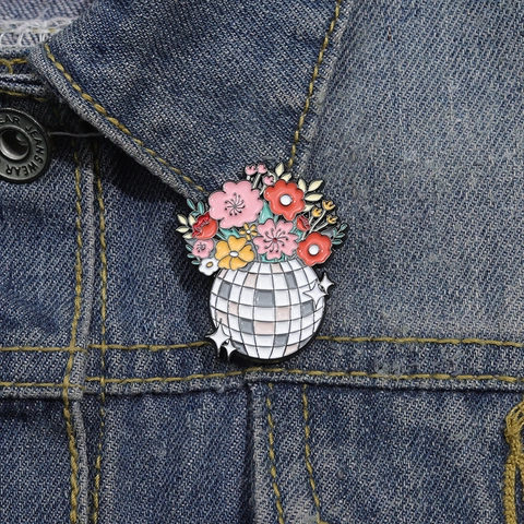 Creative Disco Ball Flower Enamel Pin Alloy Painted Lapel Brooch Retro Art Badge For Denim Jacket Backpack Accessories For Men Women