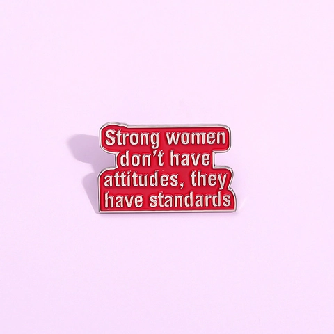 Broche en Émail Avec Citation Inspirante pour Femmes Fortes Broche en Alliage Rouge Badge Avec Slogan Individuel Bijoux pour Vêtements Sac Femme