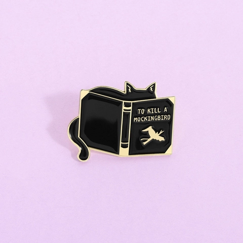 Simpatico Gatto Nero che Legge Libro Spilla in Smalto Lega Distintivo Letterario per Zaino Abbigliamento Donna Uomo Bambini