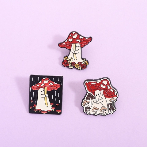 Süßer Cartoon Ghost Pilz Emaille Brosche Pin Zinklegierung Lackiertes Abzeichen Halloween Revers Pins Für Kleidung Rucksack Schmuck