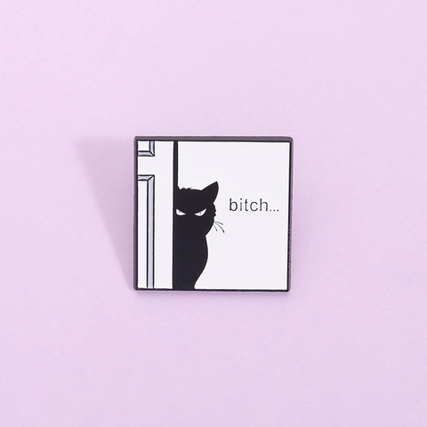 Broche en Émail Chat Noir qui Regarde Badge Animal en Alliage de Zinc Carré Personnalisé Épingle pour Vêtements Sacs Bijoux