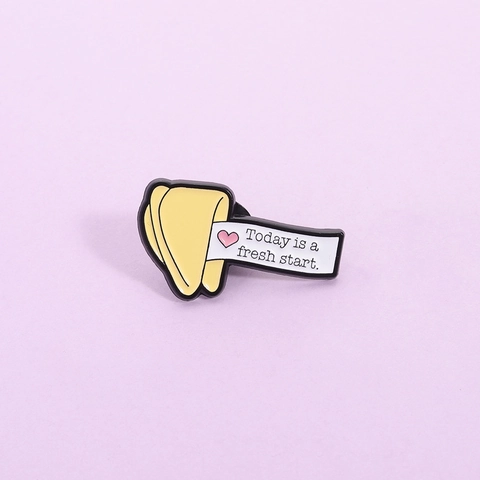 Badge de Pin's en Émail Créatif Biscuit de la Fortune Avec Message Today Is A Fresh Start Broche de Dessin Animé en Alliage de Zinc pour Sacs Vestes Chapeaux Cadeau
