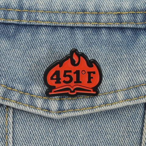 Épingle en Émail Littéraire Fahrenheit 451 Alliage de Zinc Flamme Livre Broche Créative Dessin Animé Badge Bijoux Cadeau