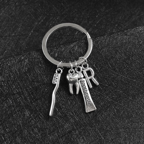 Porte-Clés en Métal Thème Dentaire Créatif Brosse à Dents Dent Dentifrice Pendentif Initiale Argent Alliage de Zinc Cadeau