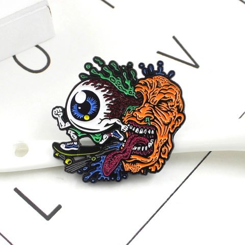 Halloween Eyeball Skateboard Long Tongue Monster Enamel Pin Alloy Brooch Personalized Grotesque Streetwear Clothing Badge