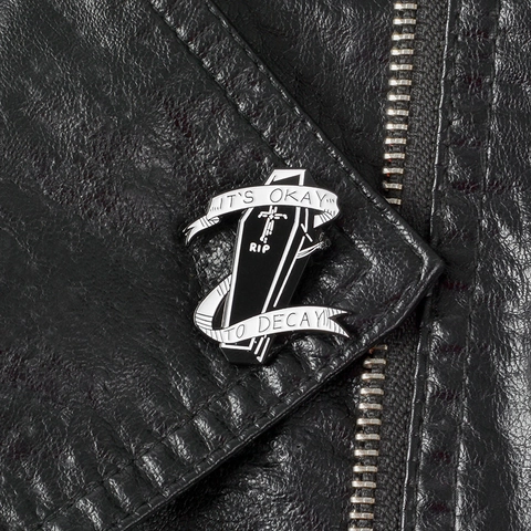 Gothic Punk Alloy Coffin Enamel Pin RIP Ribbon Cross Badge For Clothes Bag Accessories Jewelry Unisex Decoration Brooch