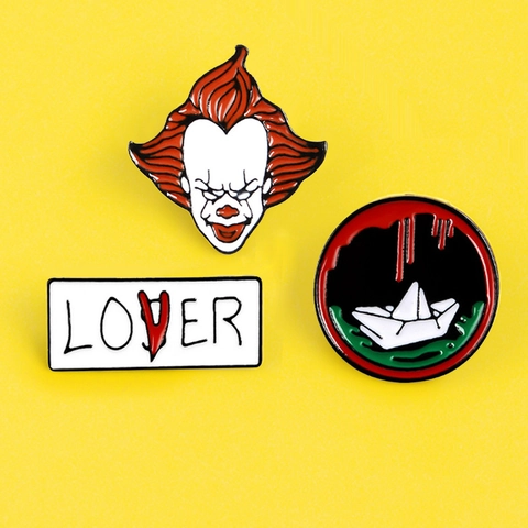 Horror Movie Theme Enamel Brooch Pins Alloy Pennywise Clown Paper Boat Lover Loser Badges For Backpack Clothing Jewelry