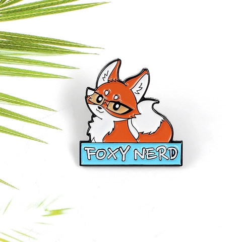 Broche en Émail Cartoon Fashion Nerd Fox Alliage Foxy Nerd Badge Animal Personnalisé Bijoux pour Vêtements Sac à Dos Décor Unisexe