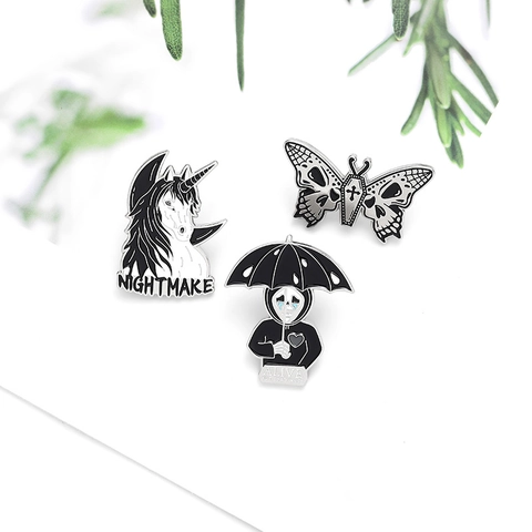 Gothic Donker Nightmare Eenhoorn Schedel Vlinder Paraplu Geest Emaille Pin Legering Brosje Badge Accessoires Voor Rugzak
