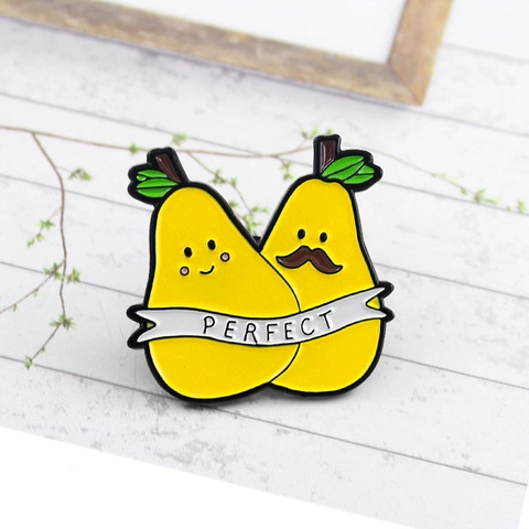 Cartoon Paar Birne Emaille Pin Perfect Pair Frucht Brosche Süße Legierung Abzeichen Für Rucksack Kleidung Dekor Geschenk