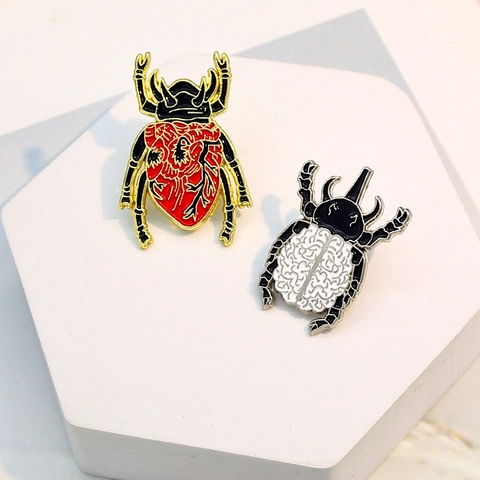 Creative Anatomical Heart Brain Beetle Enamel Pin Alloy Insect Brooch For Women Men Fashion Jewelry Gift