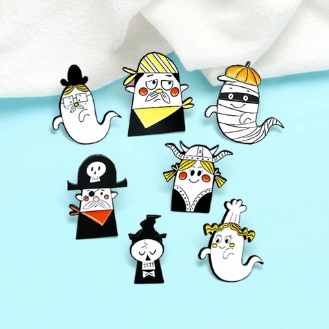 Mignons Pins en Émail Famille Fantôme Broche en Alliage Pirate Crâne Momie Chef Badges Créatifs pour Halloween Bijoux