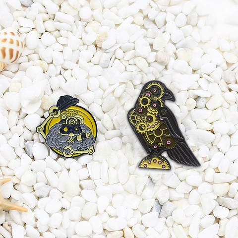 Spilla Steampunk Uccello Meccanico Ingranaggio Vintage Lega Smalto Robot Pins Creativa Moda Spilla da Bavero per Uomo Donna